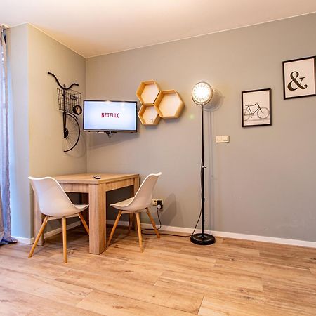 Stay & Explore Sofia - Central Studio Exterior foto